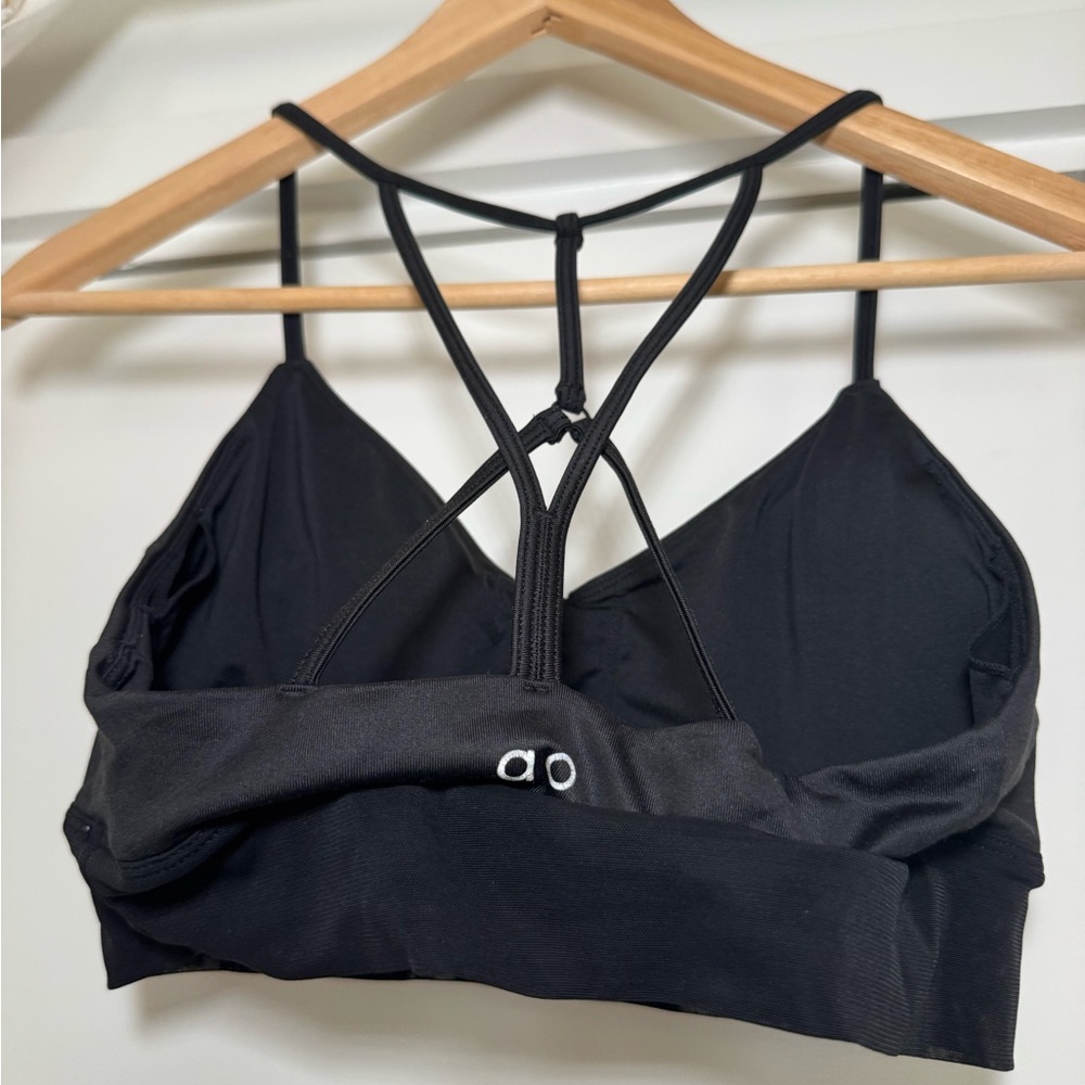 ALO Yoga Airbrush Black Strappy Sports Bra - Picture 2 of 3